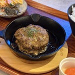 和牛近江牛ランチ 月とハンバーグ - 
