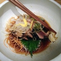 長宗我部 銀座 - 鰹わら炙りタタキ(柚子ぽん酢)