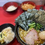 家系総本山 吉村家 - 