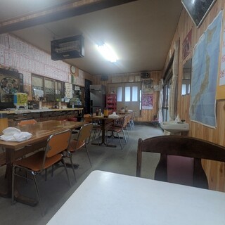 大衆食堂とみ_2