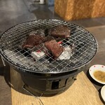 炭火焼肉 龍馬 - 