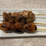 酒蔵力 - 料理写真:とり、皮、つくね