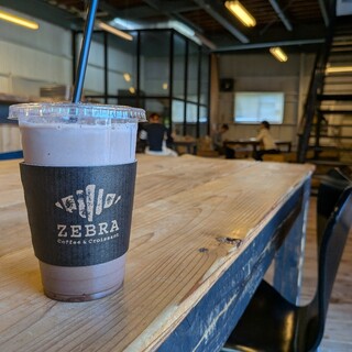ゼブラ コーヒーアンドクロワッサン_1