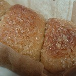 ブーランジェ エス・カガワ - お餅のようなもちもち柔らか生地は、ほんのり香ばしい玄米の香りに粗目の優しい甘さ（2015年2月）