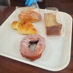 BAKERY YAMAKI - 今回購入品(忘れられないパン、生ドーナツ、バターはちみつパン、フレンチトースト)950円