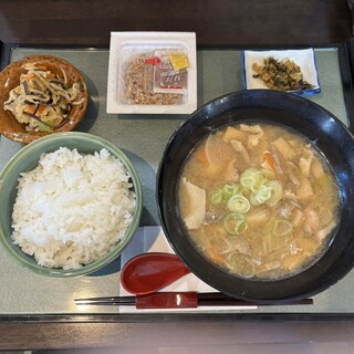 丸勝食堂 - 料理写真:豚汁定食