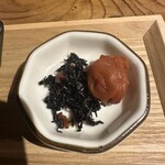 熾火や魚二 - 梅干