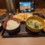 炭火焼干物定食 しんぱち食堂 - 