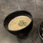 ツマンデ呑める みやこパーラー ハイサイ! - 突出しのスープ