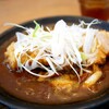 とんかつ & 焼鳥 An - 和ダシの効いた蕎麦屋のカレーソース、量は少なめ