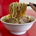 ラーメン二郎 - 麺リフト