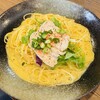 日光くじら食堂 - トリュフ香る！自家製鶏ハムのせ　和風カルボナーラ