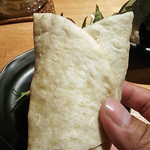 モンカジ - チキンケバブのトルティーヤ巻き（880円）