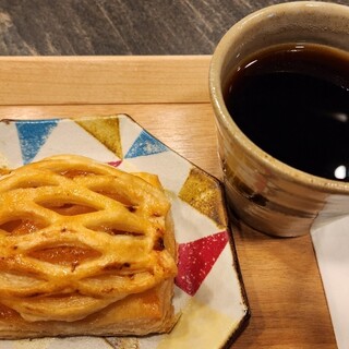 クラフト&和カフェ 匠館_0