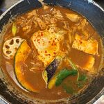 華屋与兵衛 - 料理写真:'26/04/21 大辛~味噌煮込みうどん麺半(税込1,309円)