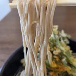 味の里 - 麺リフト