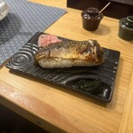 鯖の上にも三年 - 