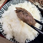 ステーキ&ハンバーグ ビッグシェフ亭 - ご飯にワンバン♫
