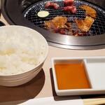 焼肉 にかく - ご飯とタレ