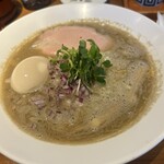 金沢濃厚煮干豚骨 伊乃心 - 特濃煮干豚骨らーめん(味玉) 