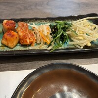 近江うし焼肉 にくTATSU 日本橋室町店 - 
