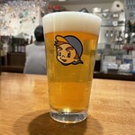 立飲みビールボーイ - 