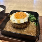 前田食堂 - エッグハンバーグ(和風オニオンソース)