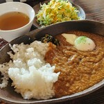 赤い屋根の喫茶店 駅舎 - 