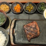 感動の肉と米 - 料理写真:ハラミステーキセット、チーズ