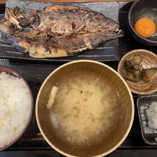 しんぱち食堂_0