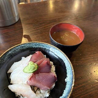 まぐろやさん 柳橋_1