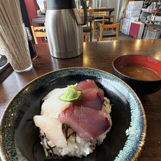 まぐろやさん 柳橋_0