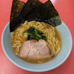 ラーメン ひなた屋 - 料理写真:ラーメン並。コメオオメ　　　￥900