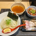 麺や旬香 - 料理写真: