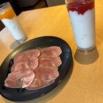 焼肉きんぐ - 料理写真: