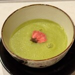 馬車道 大かわ - うすい豆のすり流し