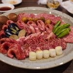 炭火焼肉 久 - 