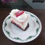 パティスリー オベイサン - 丸ごと苺のシャンティフレーズ