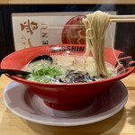 ラーメン一晋 - 麺リフト