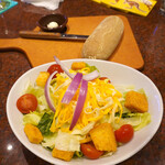 アウトバックステーキハウス - ステーキに付くサラダ