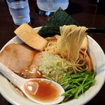 らーめん la.la.la. - 2015年3月4日(水)　鯵醤油らーめん(700円)　麺リフト