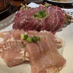 炭火焼肉 ホルモン にく式 - 上ガツ　つらみ