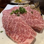 炭火焼肉 ホルモン にく式 - ザブトン