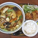 三宝亭 - 料理写真:五目うま煮めん & 若鶏の唐揚げセット