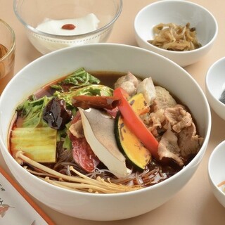 ❖薬膳麻辣湯をはじめとした体調に合わせて選べる薬膳ランチ❖