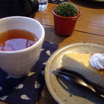 カフェ 崖の上 - チーズケーキ_カフェ崖の上