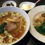 桂珍 - パイコーチャーハン+半ラーメン