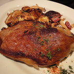 ビストロ・スリージェ - ペリゴール産ガチョウのコンフィ