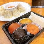 Kumari Mart - ミックススイーツ＆スチームモモ