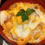 秋田の食堂 やまと - 見よ！　この照り！　親鳥が美味い！